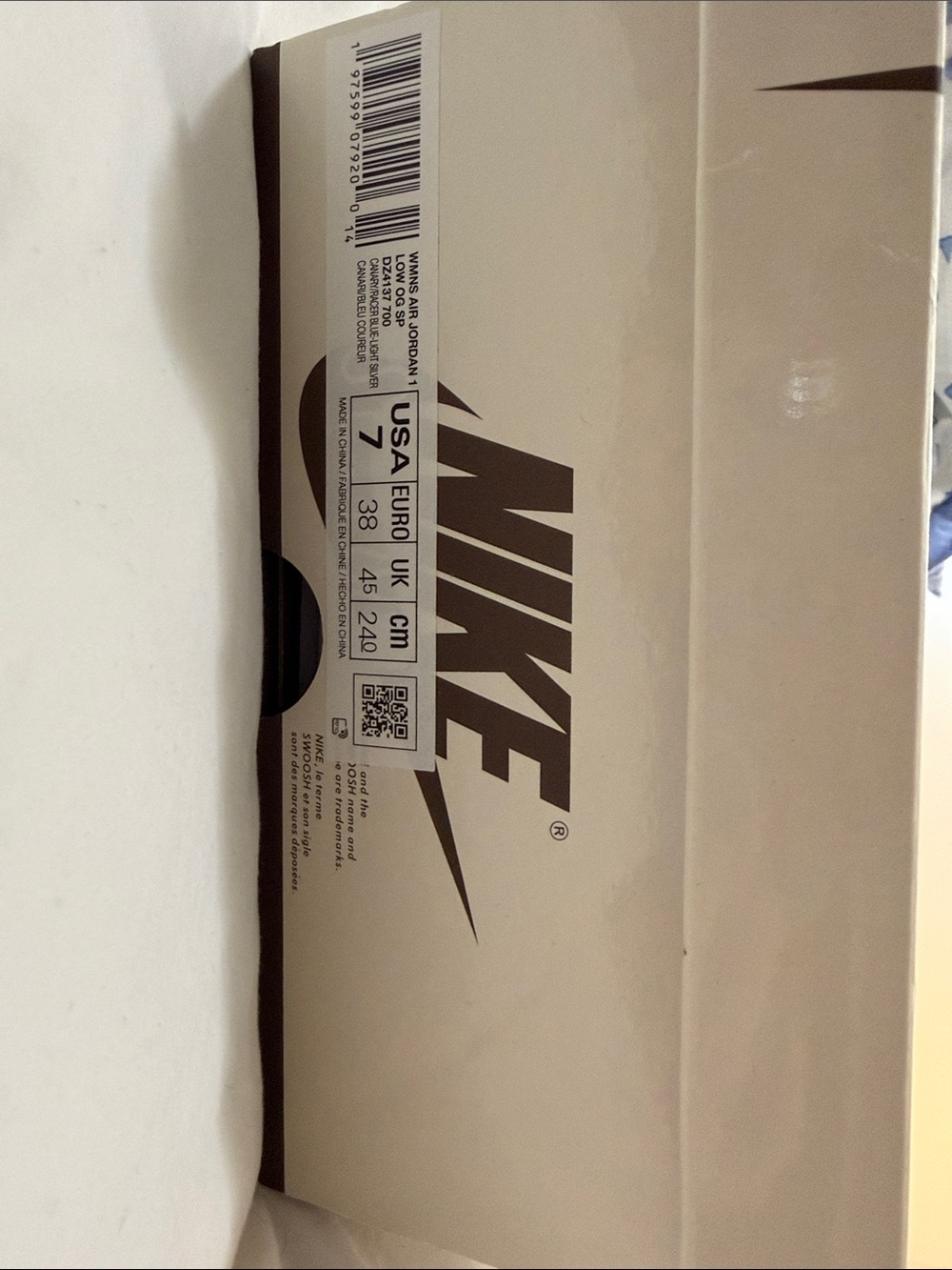 Nike Air Jordan’s Travis Scott’s - Picture 2 of 9
